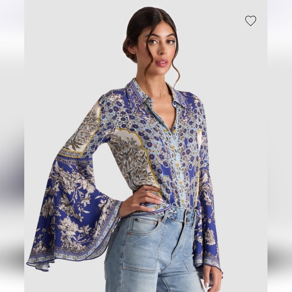 BNWT Alice + Olivia Forevermore Floral Bell Sleeve Willa Top XS
